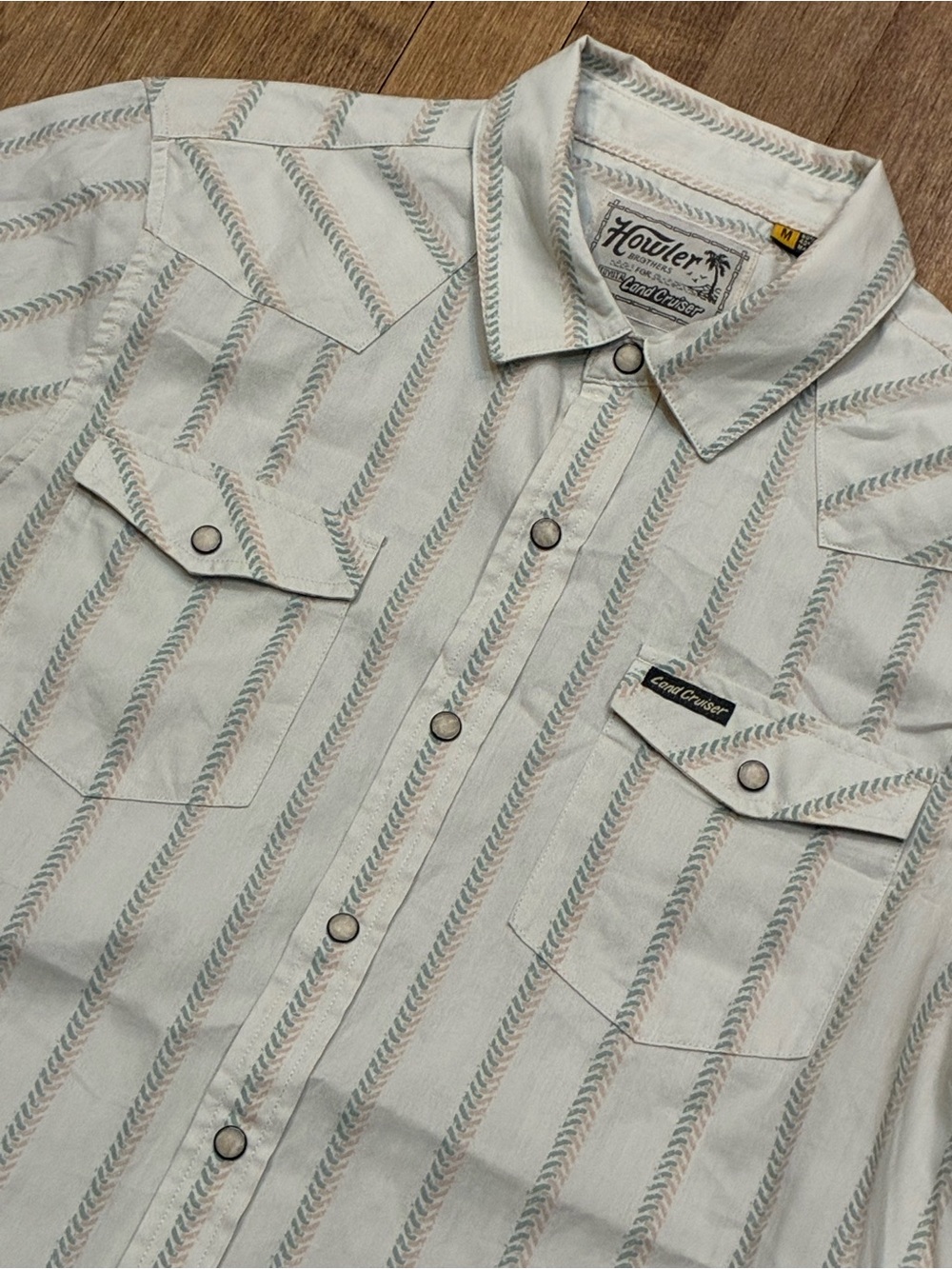 Howler Brothers -Short Sleeved Land Cruiser Shirt -  Men’s Medium